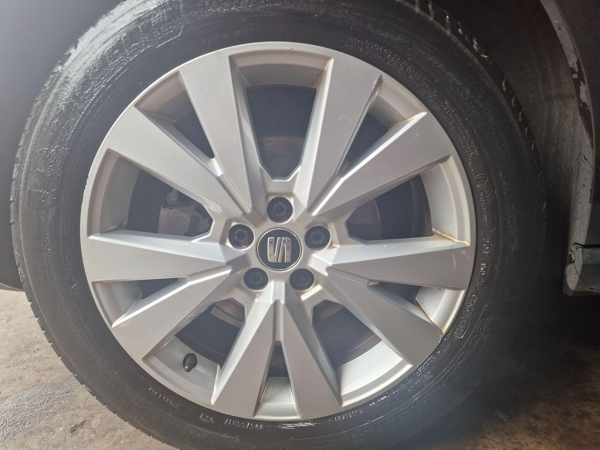 SEAT Arona view 42