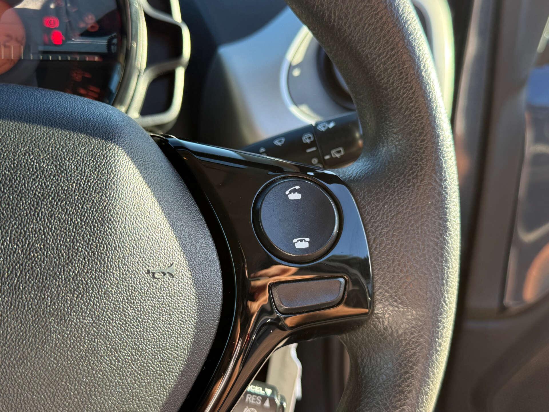Peugeot 108 view 60