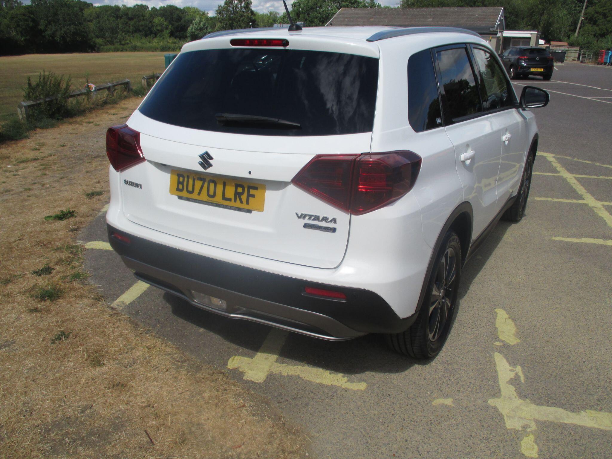 Suzuki Vitara view 13
