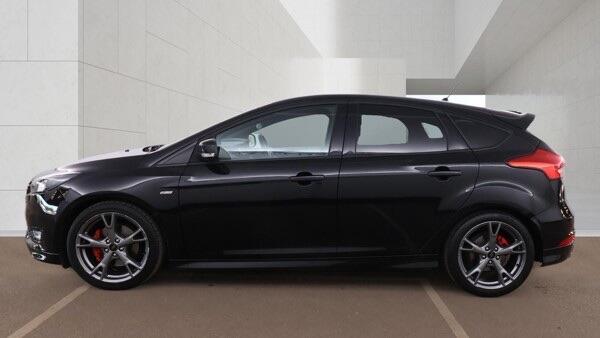 Ford Focus view 8