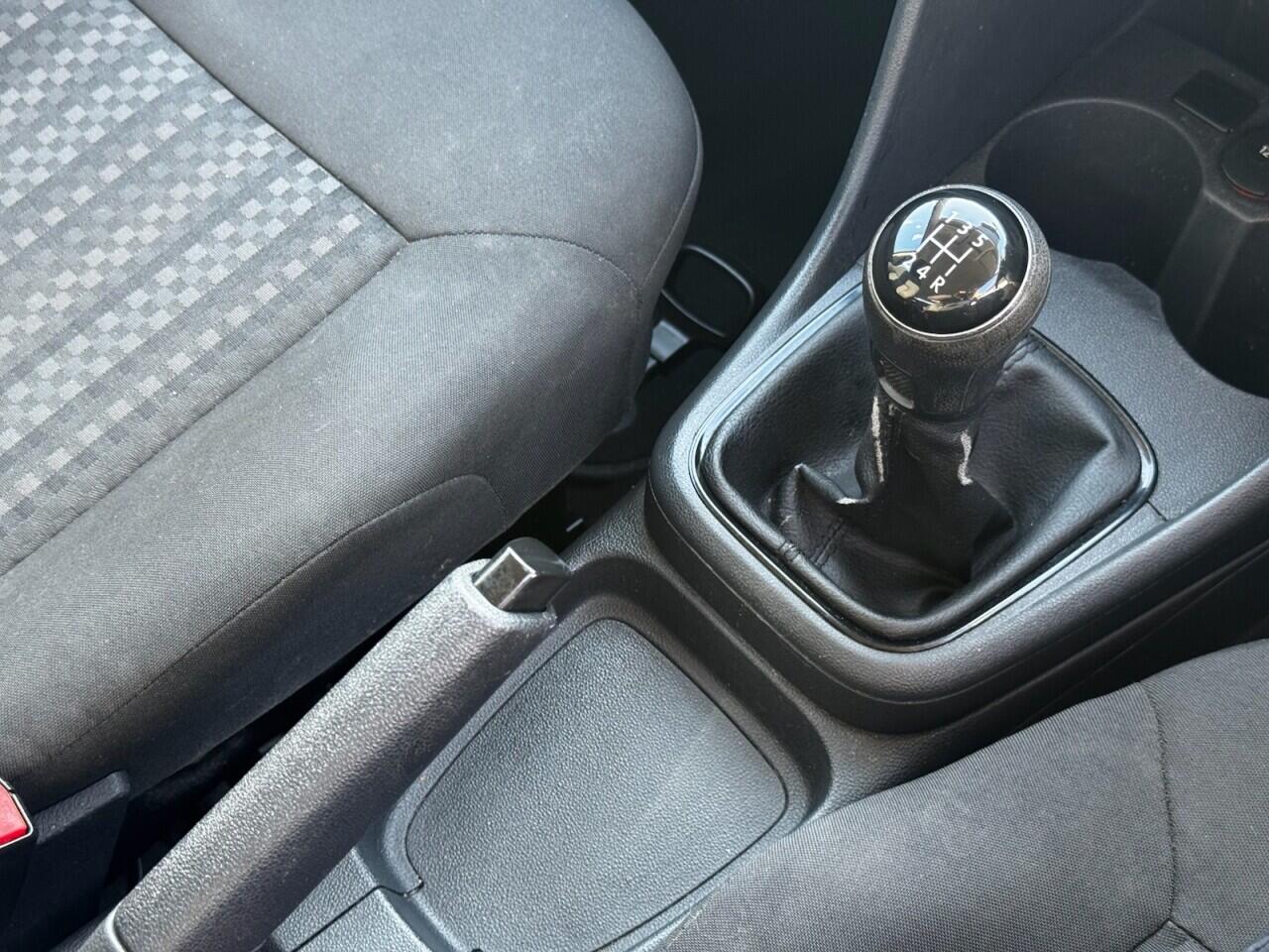 Volkswagen Polo view 39