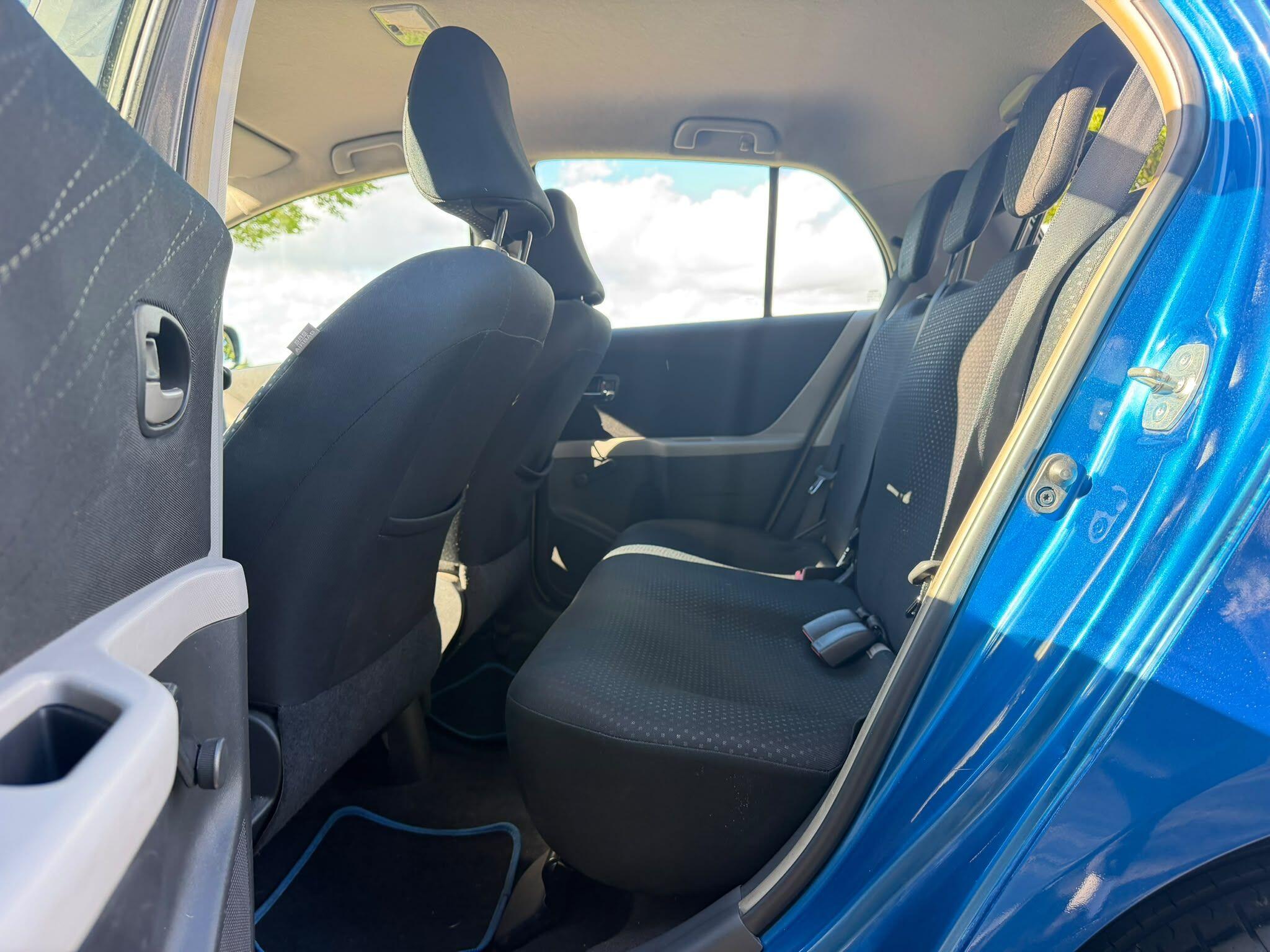 Toyota Yaris view 19
