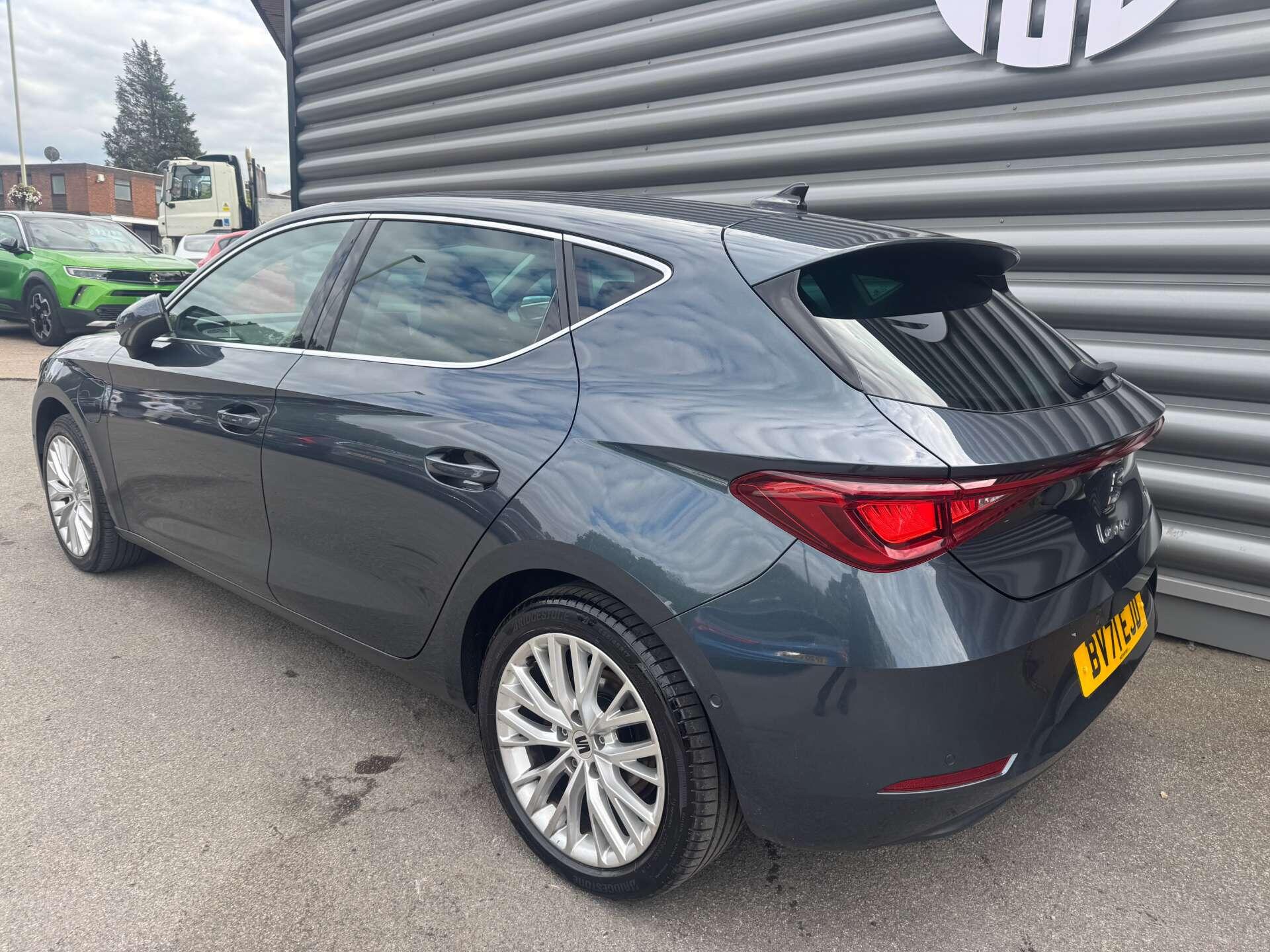 Seat Leon Leon view 5