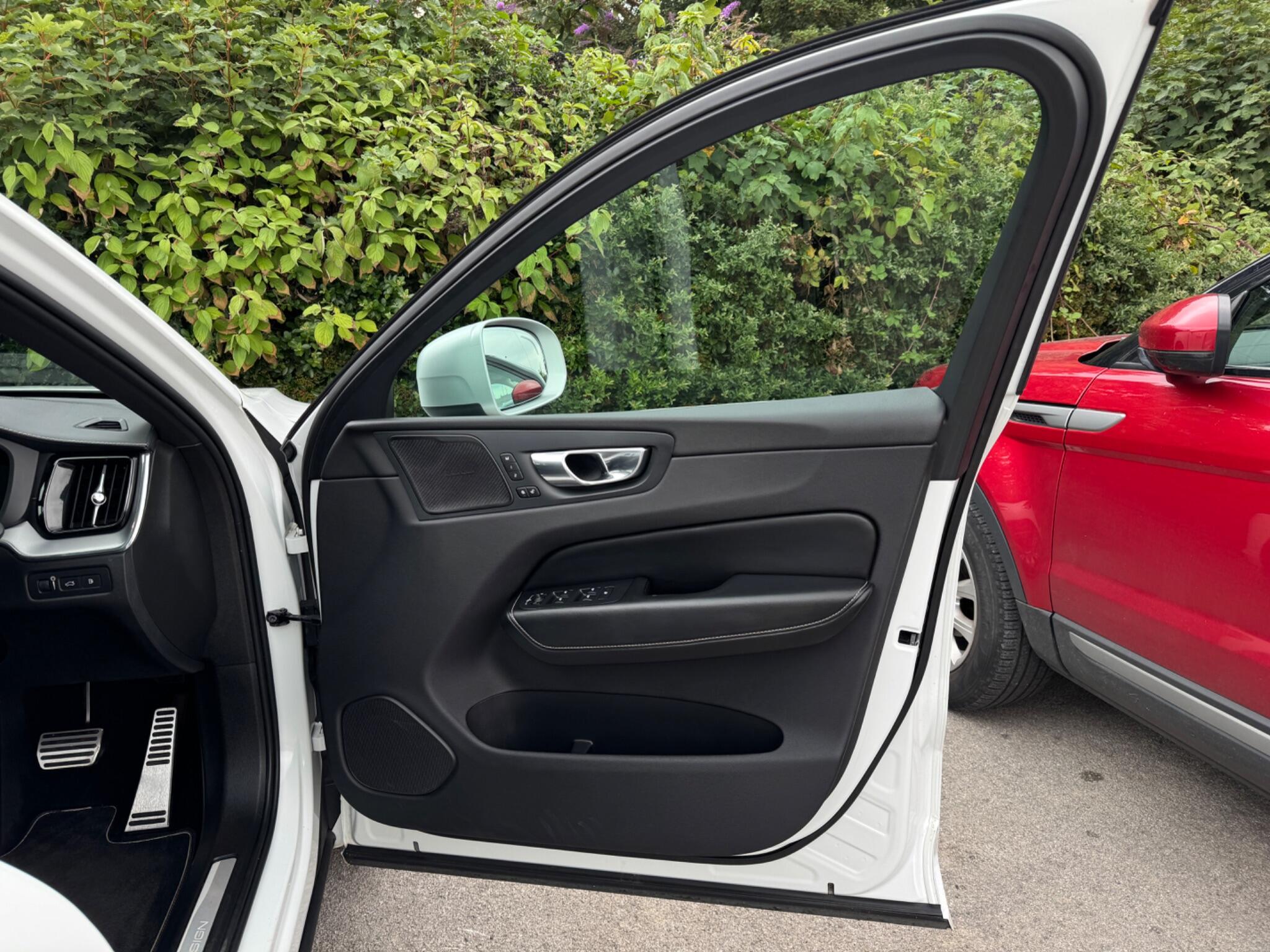 Volvo XC60 view 57