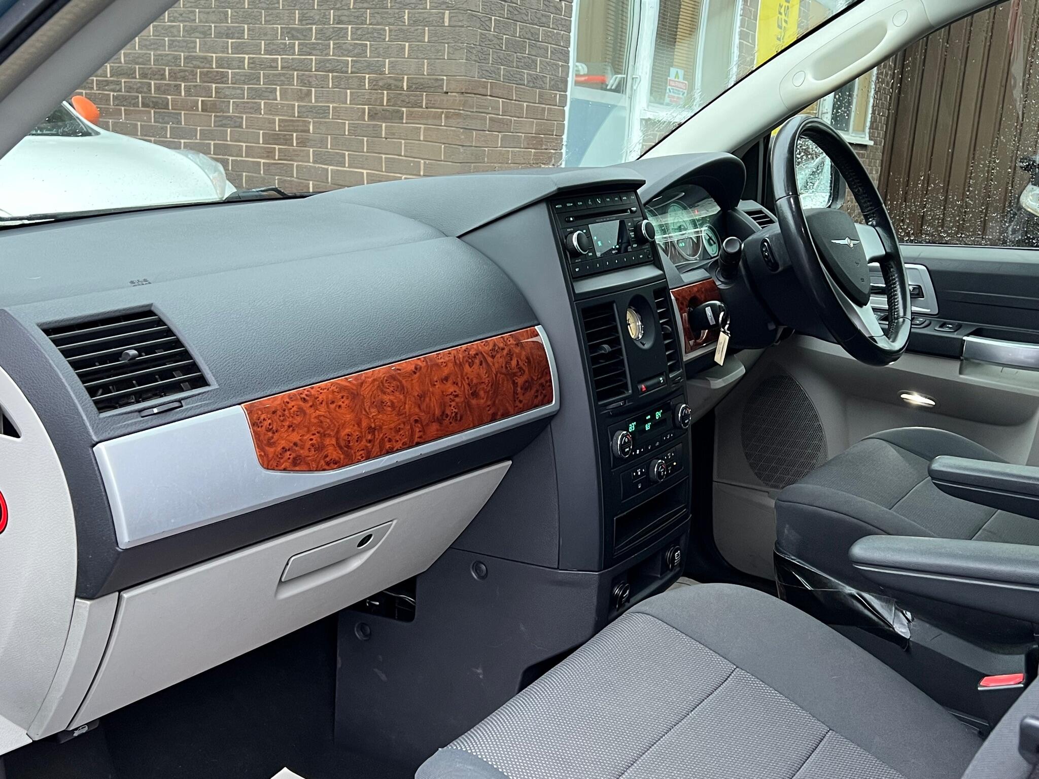 2008 Chrysler Grand Voyager image 23