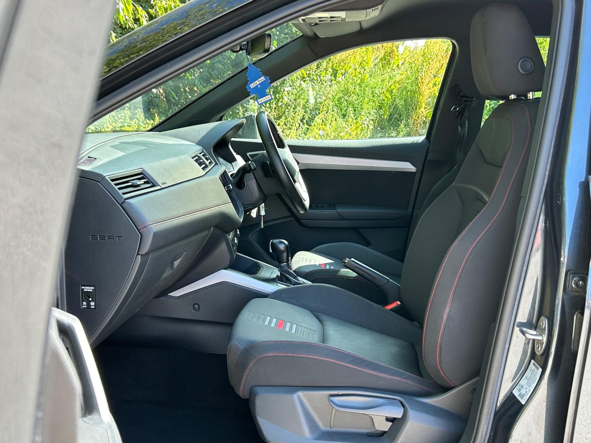 SEAT Arona view 14