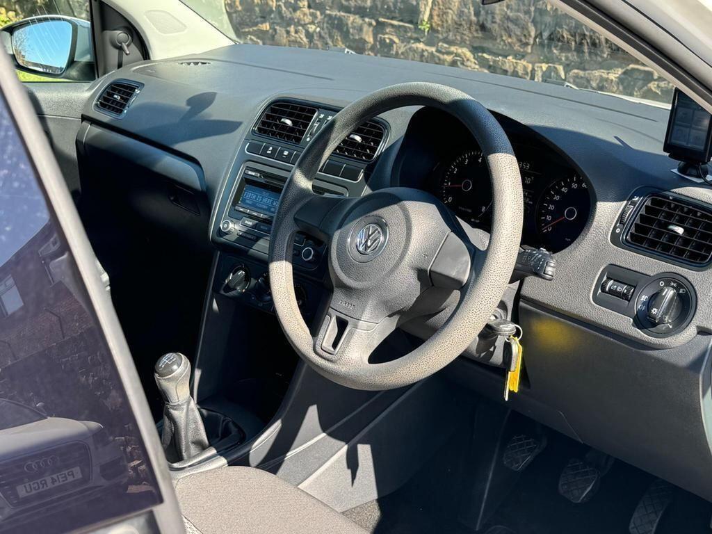 Volkswagen Polo view 11