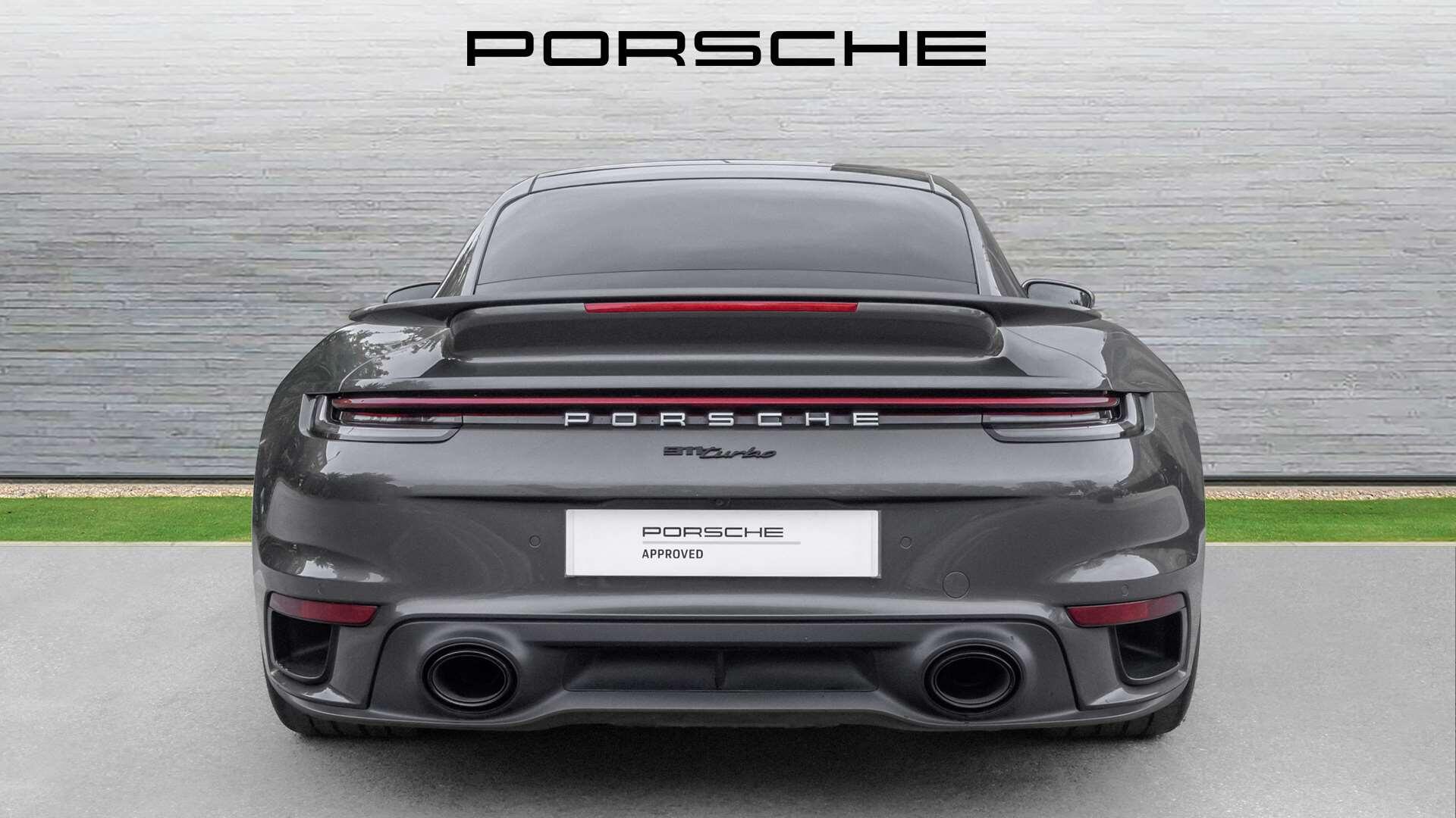 Porsche Panamera view 10