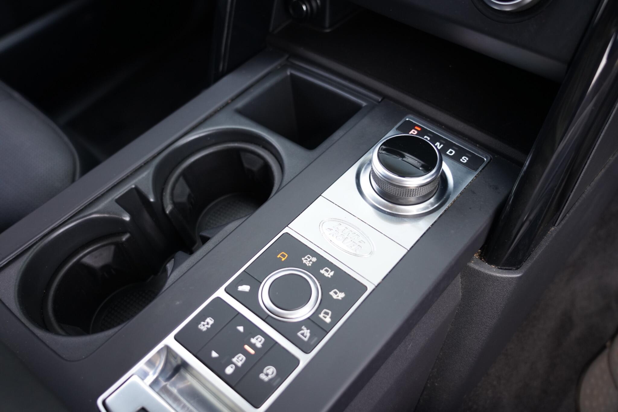 Land Rover Discovery view 23