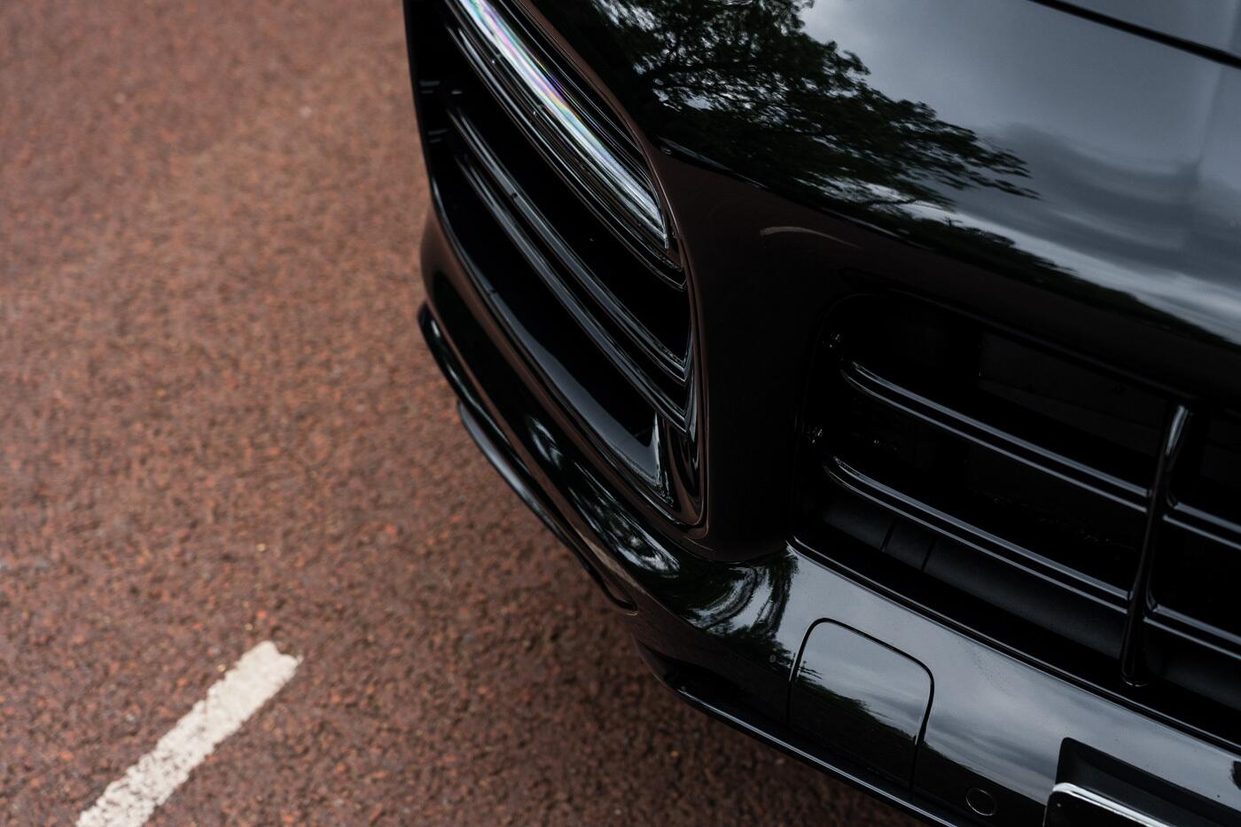 Porsche Cayenne view 13