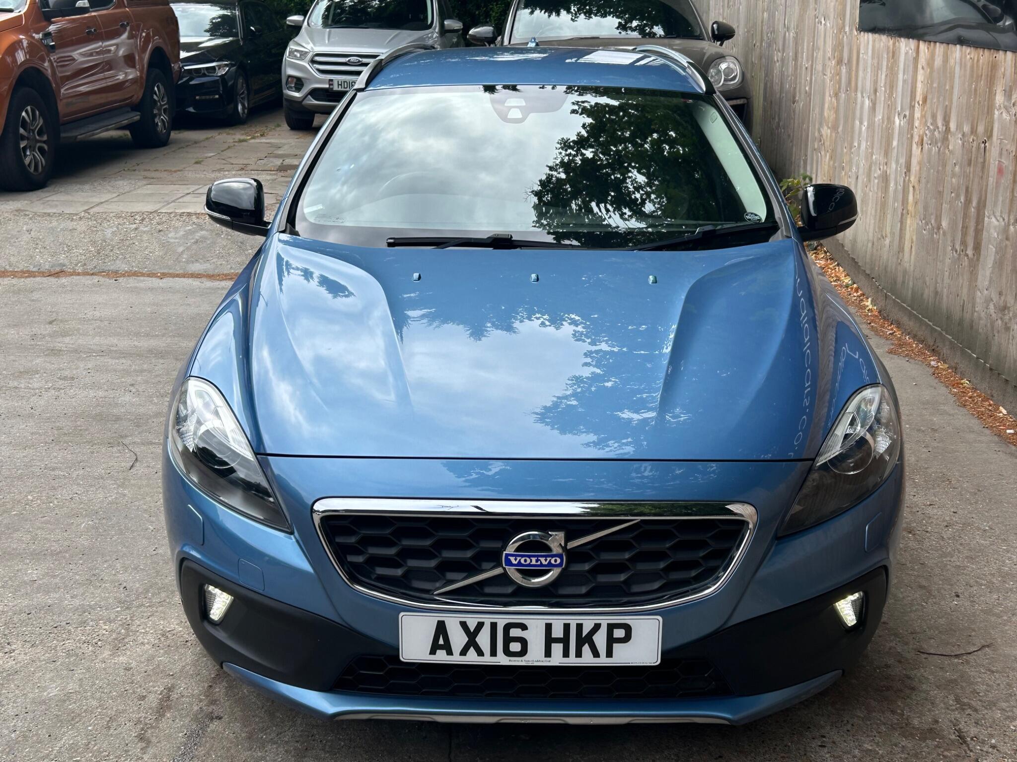 Volvo V40 Cross Country view 20