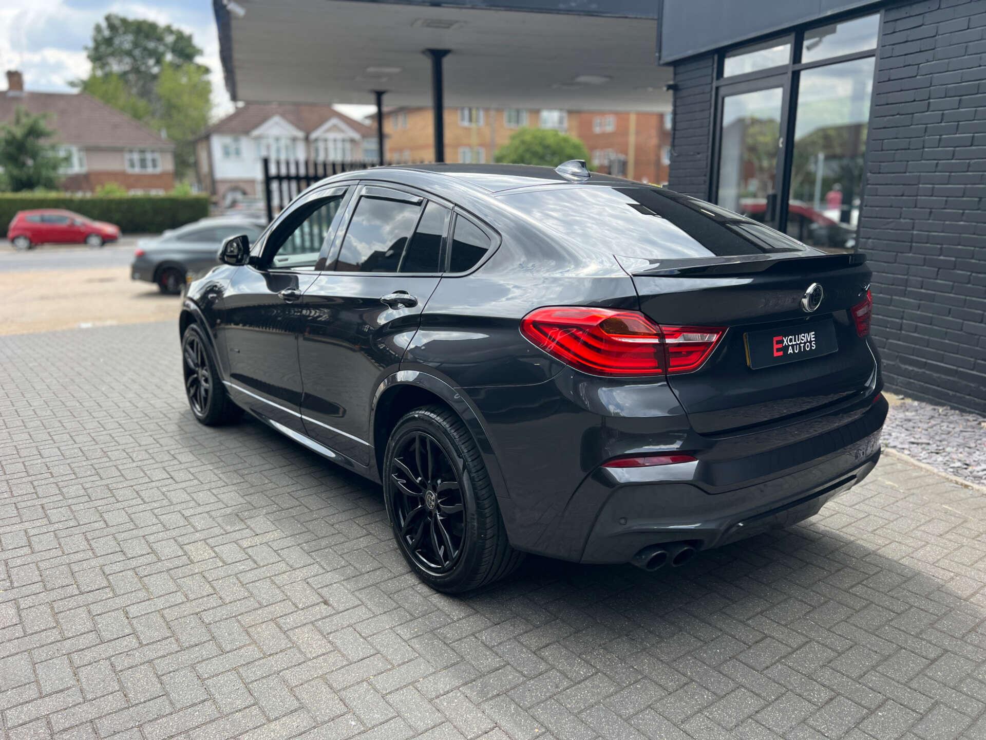 BMW X4 view 8