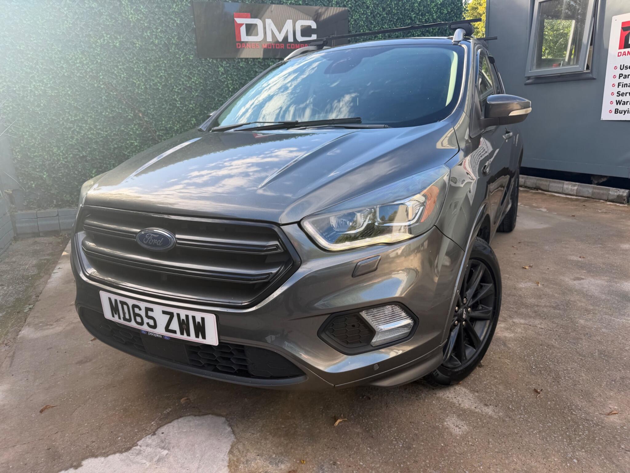 Ford Kuga view 3