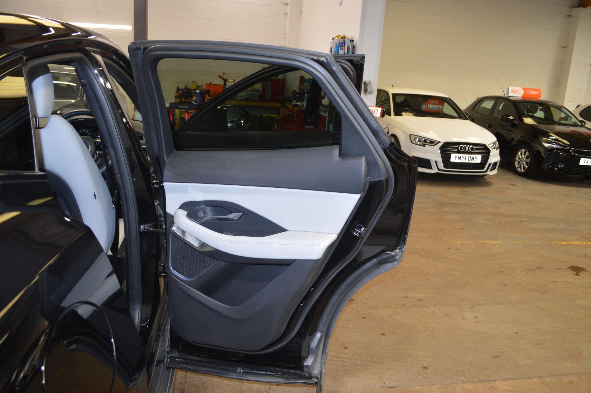 Jaguar E-Pace view 47