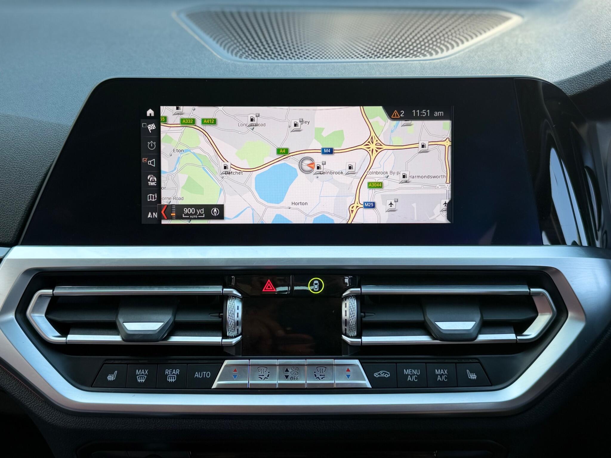 BMW 3 Series view 19