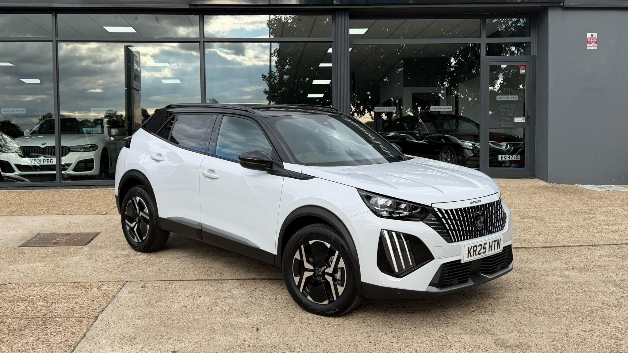 Peugeot 2008 view 5