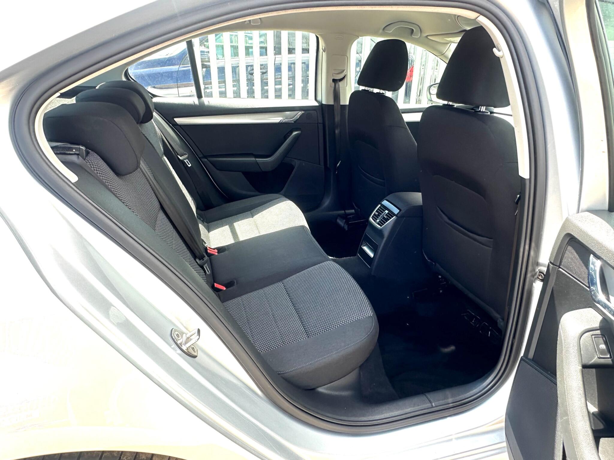Skoda Octavia view 17