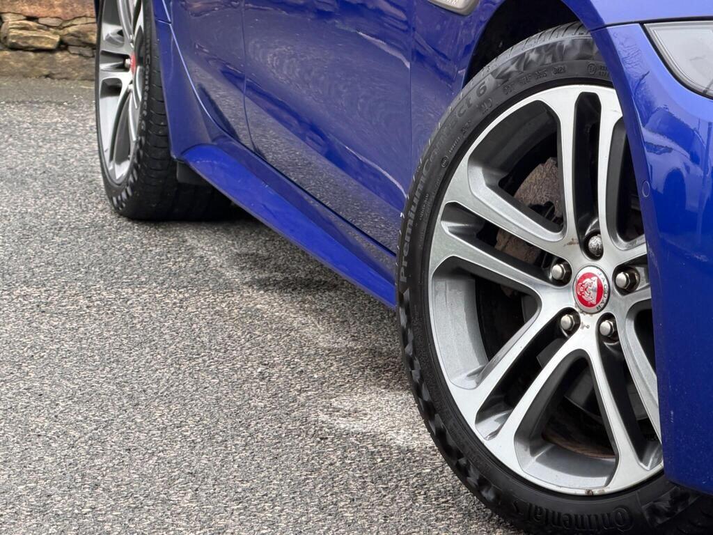 Jaguar XE view 55