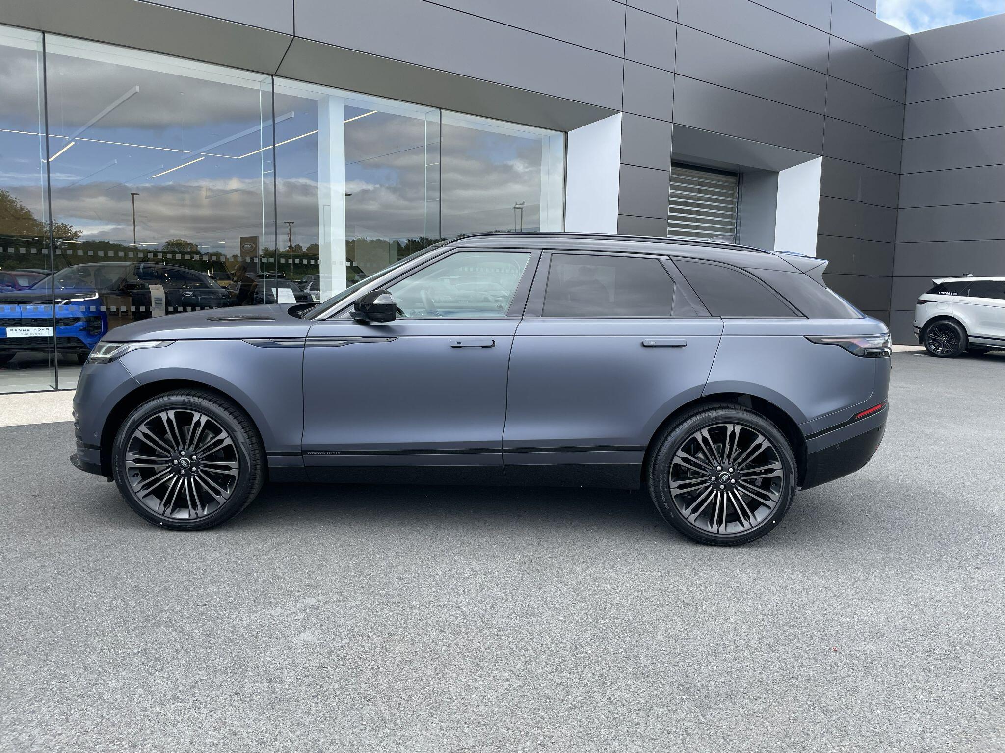 Land Rover Range Rover Velar view 5