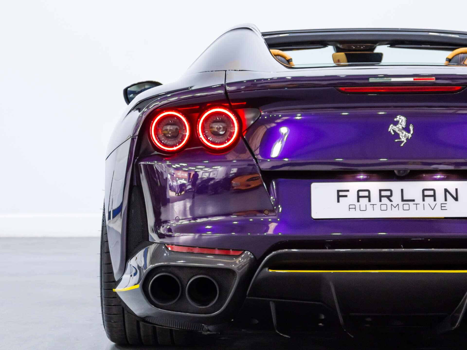 Ferrari 812 view 34