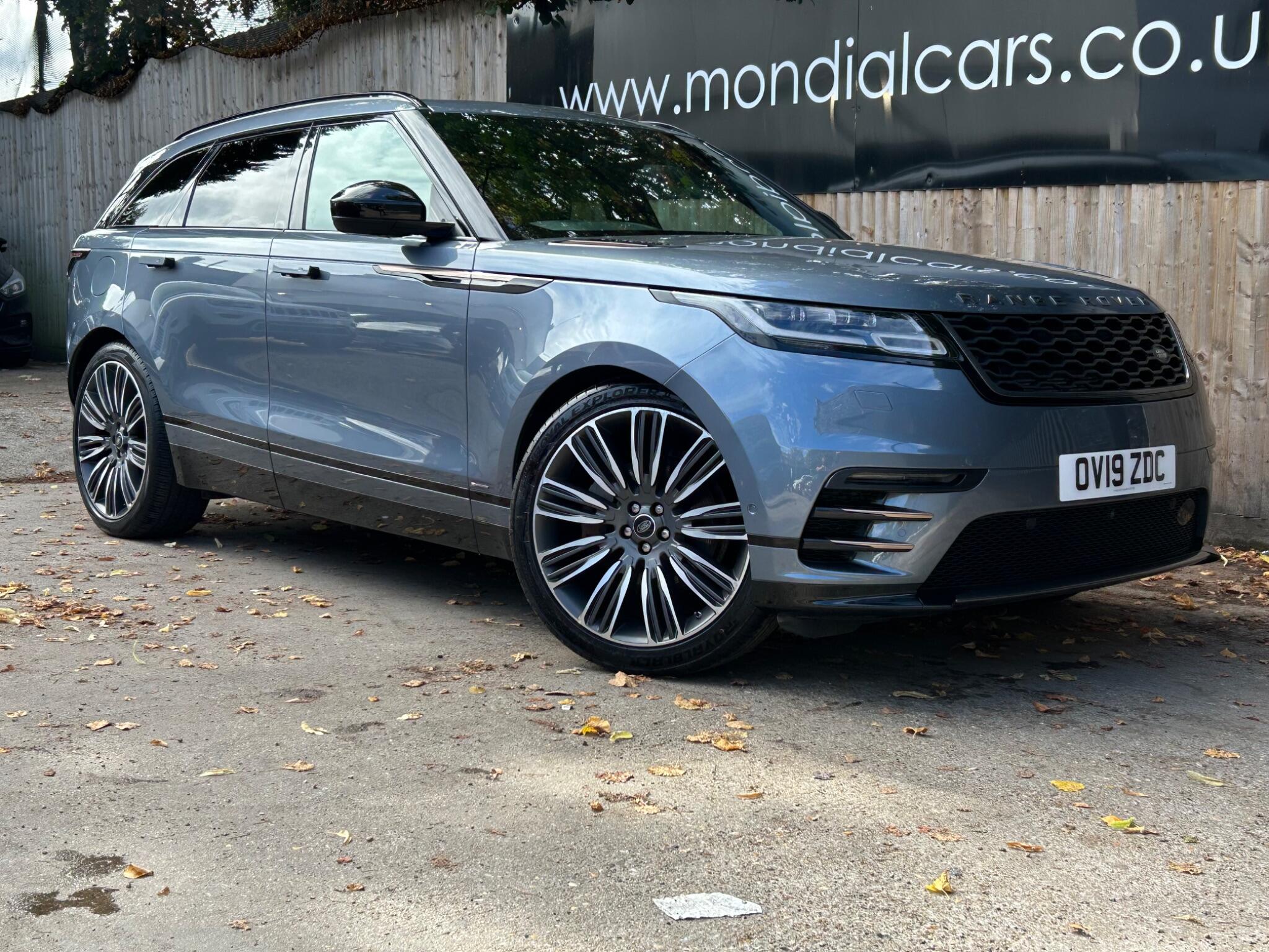 Land Rover Range Rover Velar view 9