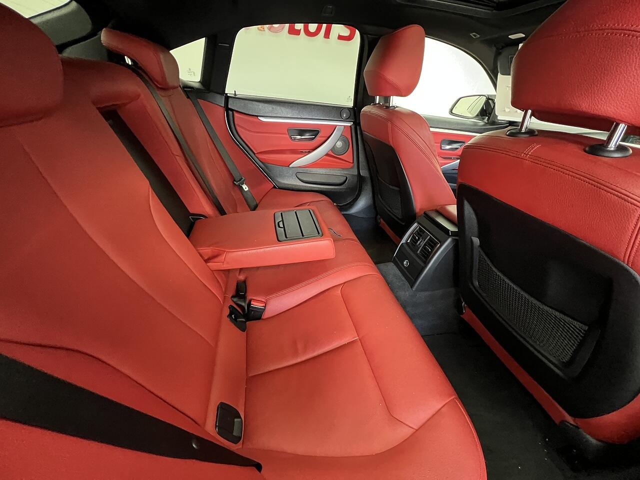 BMW 4 Series view 12
