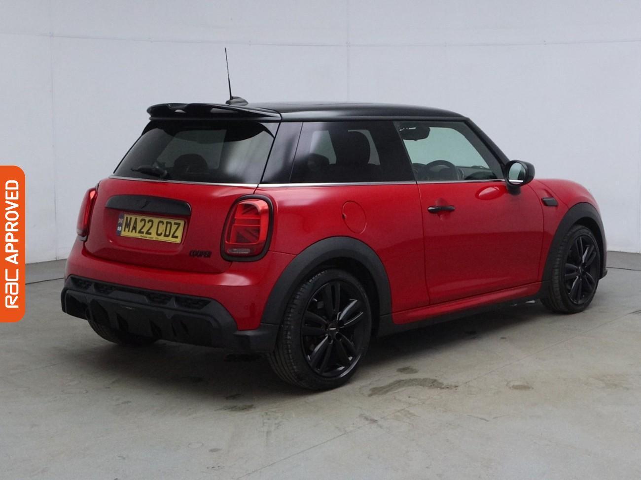 Mini Hatch view 33