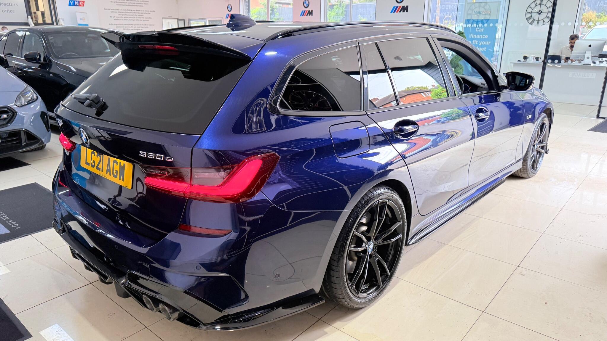 BMW 3 Series view 42