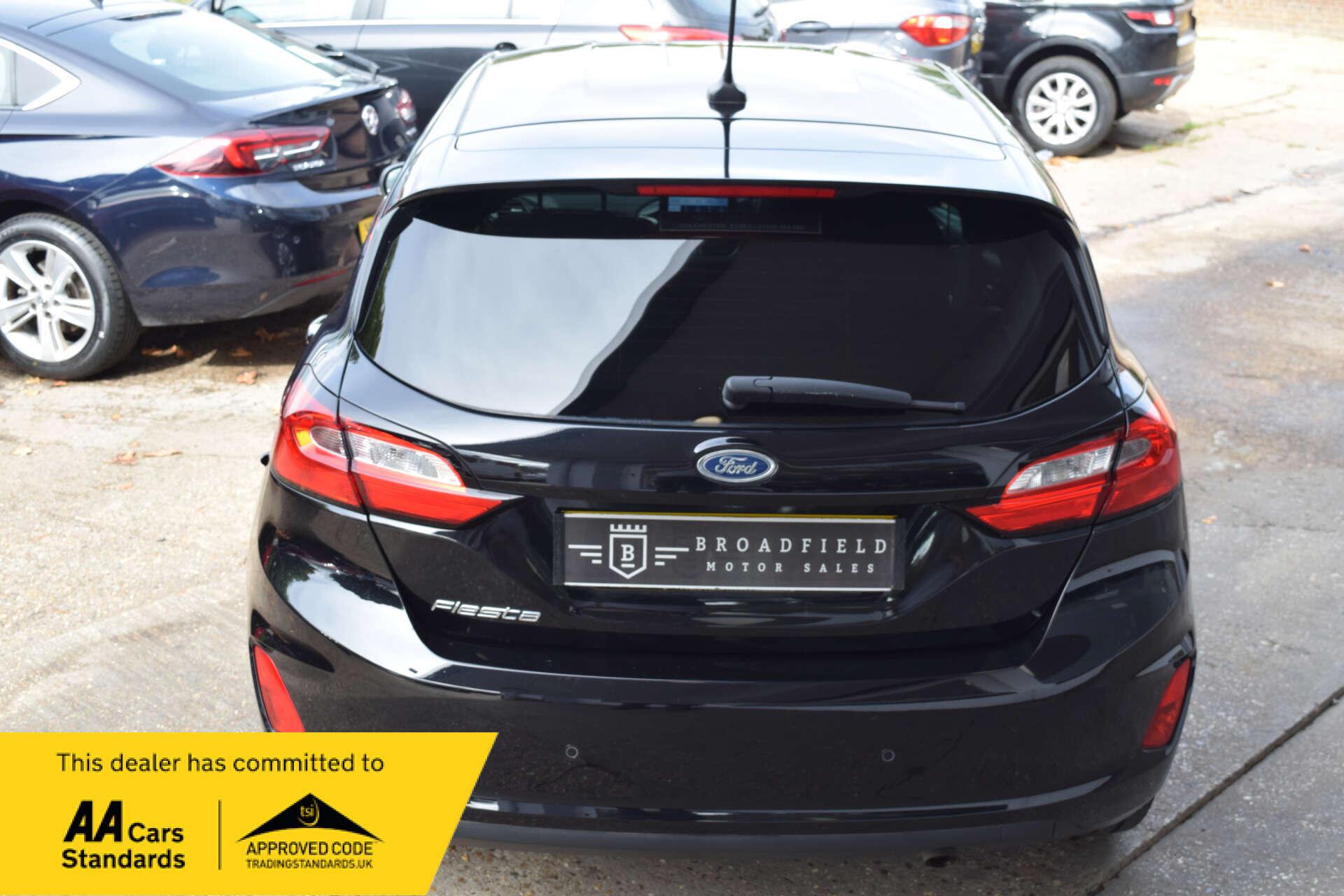 Ford Fiesta view 3