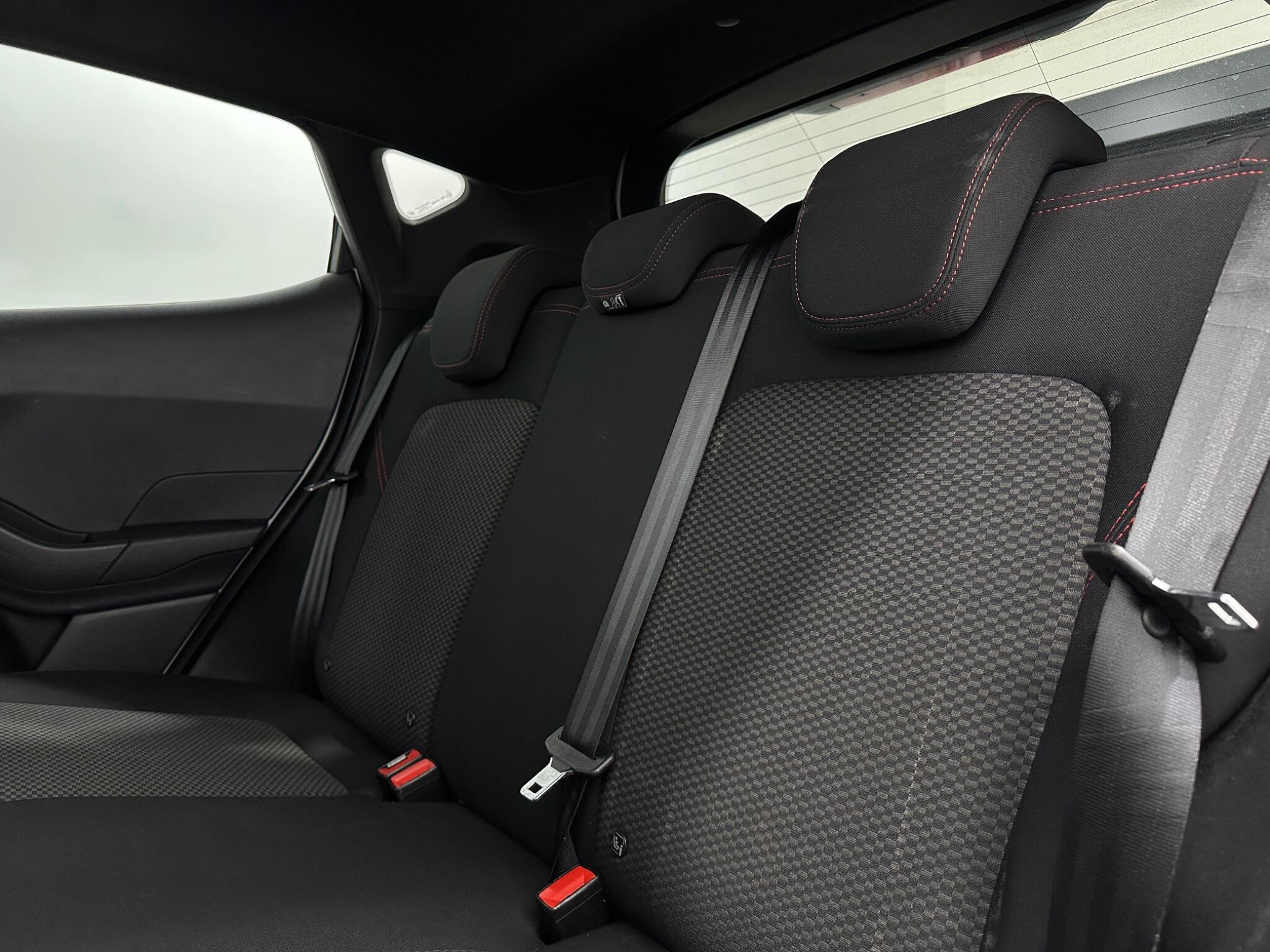 Ford Fiesta view 38