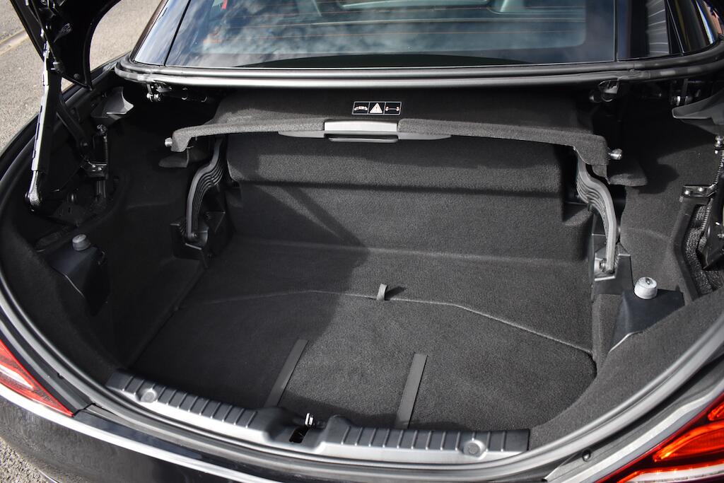 Mercedes-Benz SLC view 39
