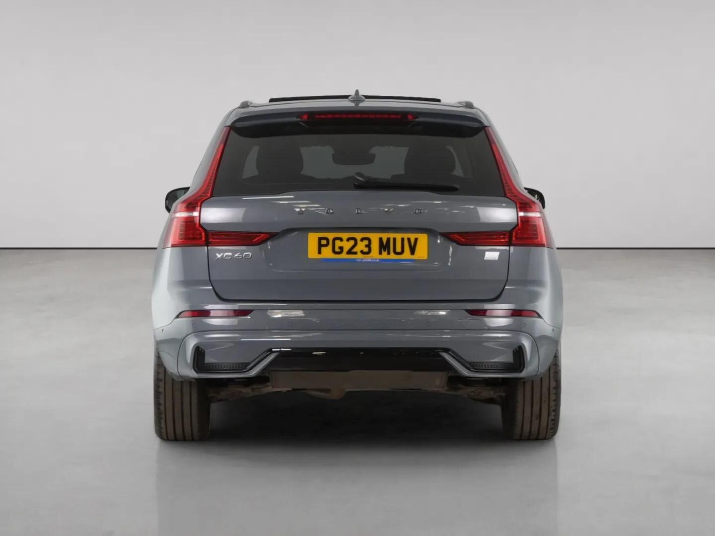 Volvo XC60 view 7