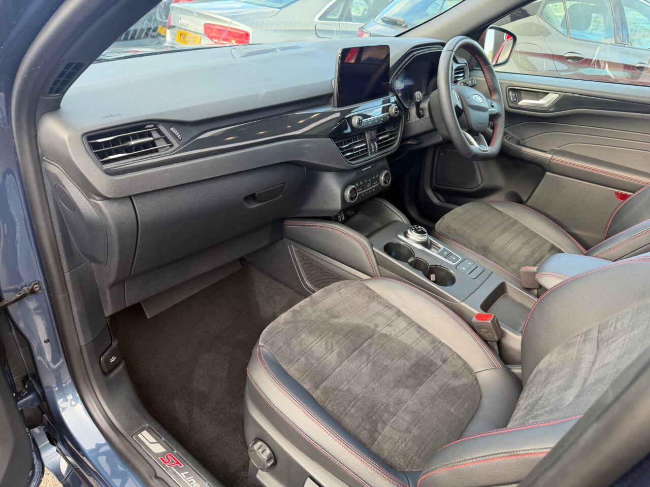 Ford Kuga view 19