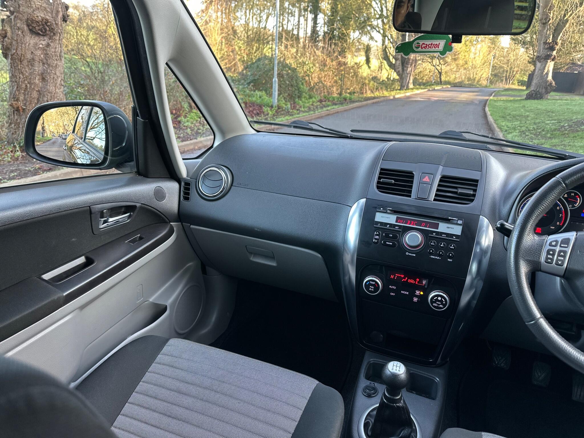 2011 Suzuki SX4 1.6 SZ5 4Grip Euro 5 5dr • 97,000 miles image 24