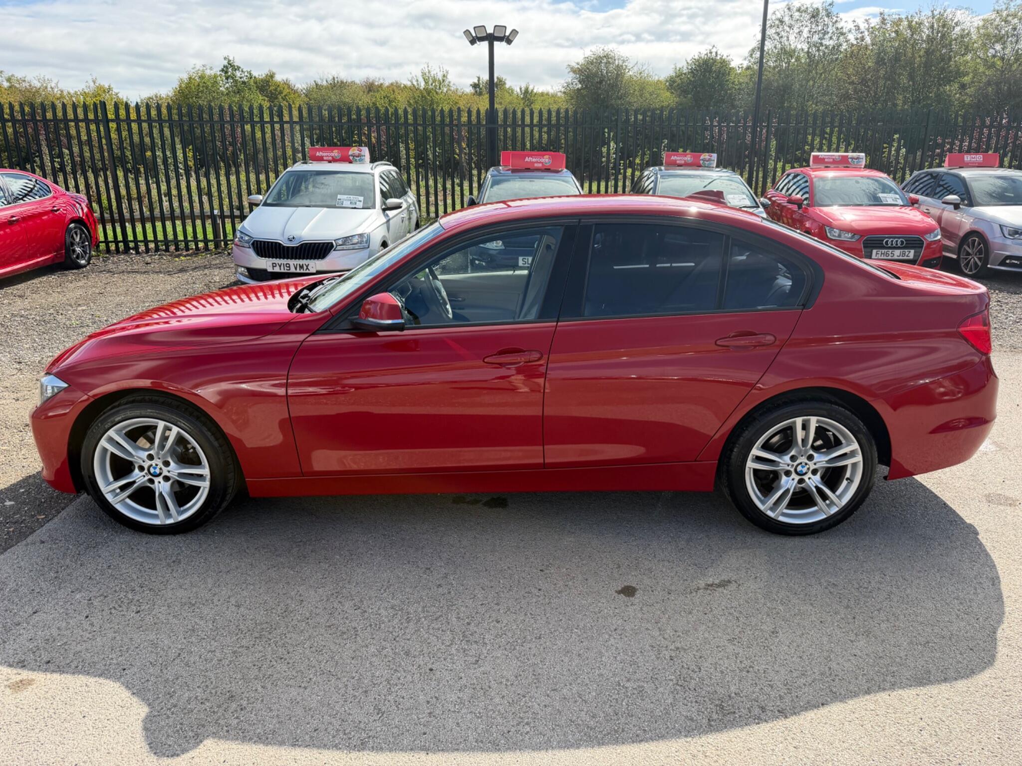 BMW 3 Series view 13