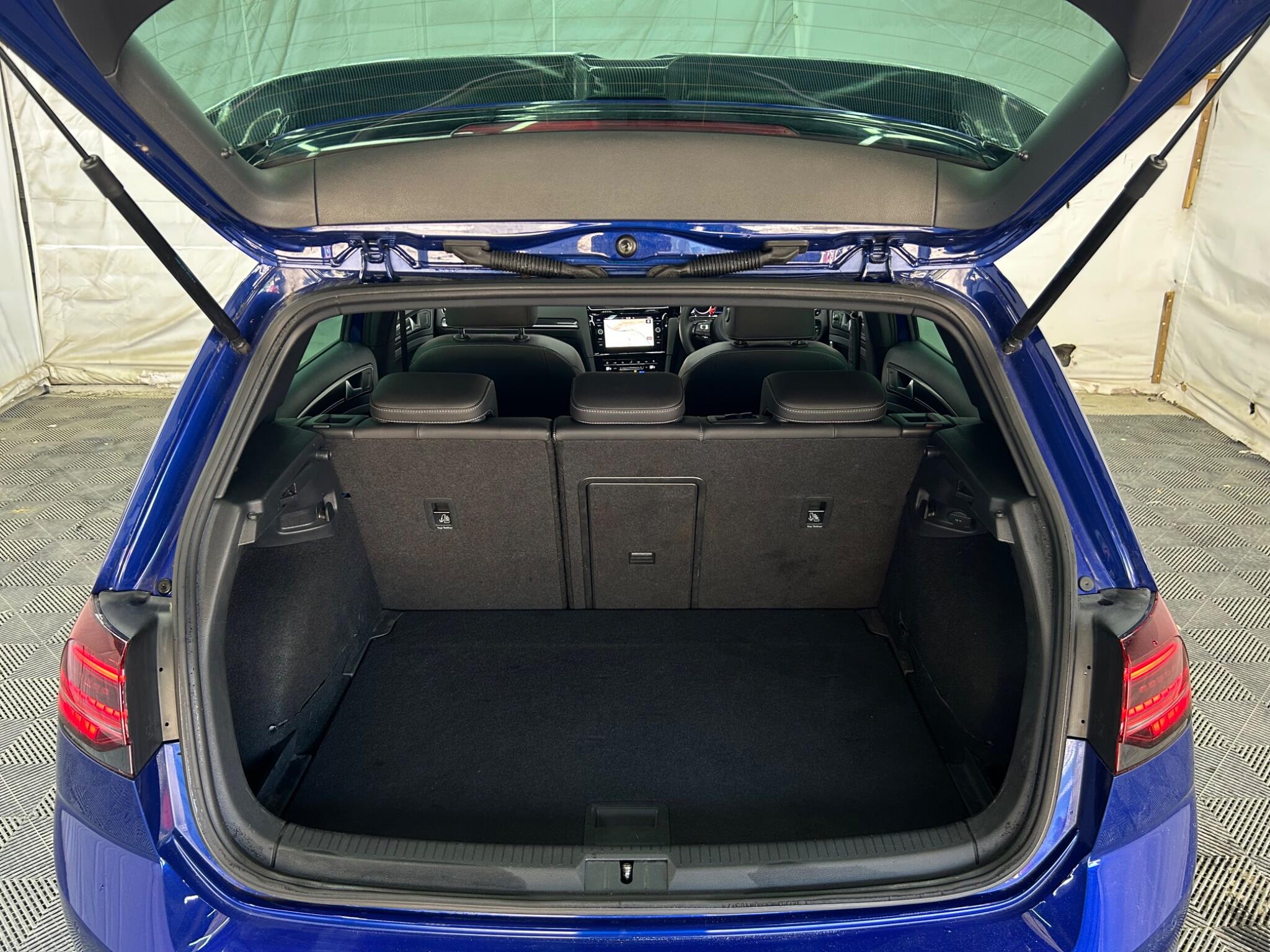 Volkswagen Golf view 39