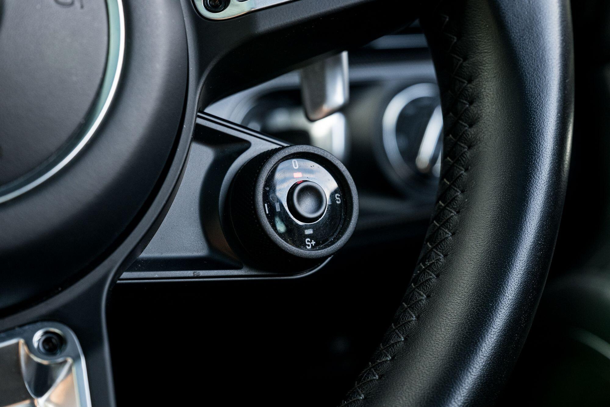 Porsche 911 view 65