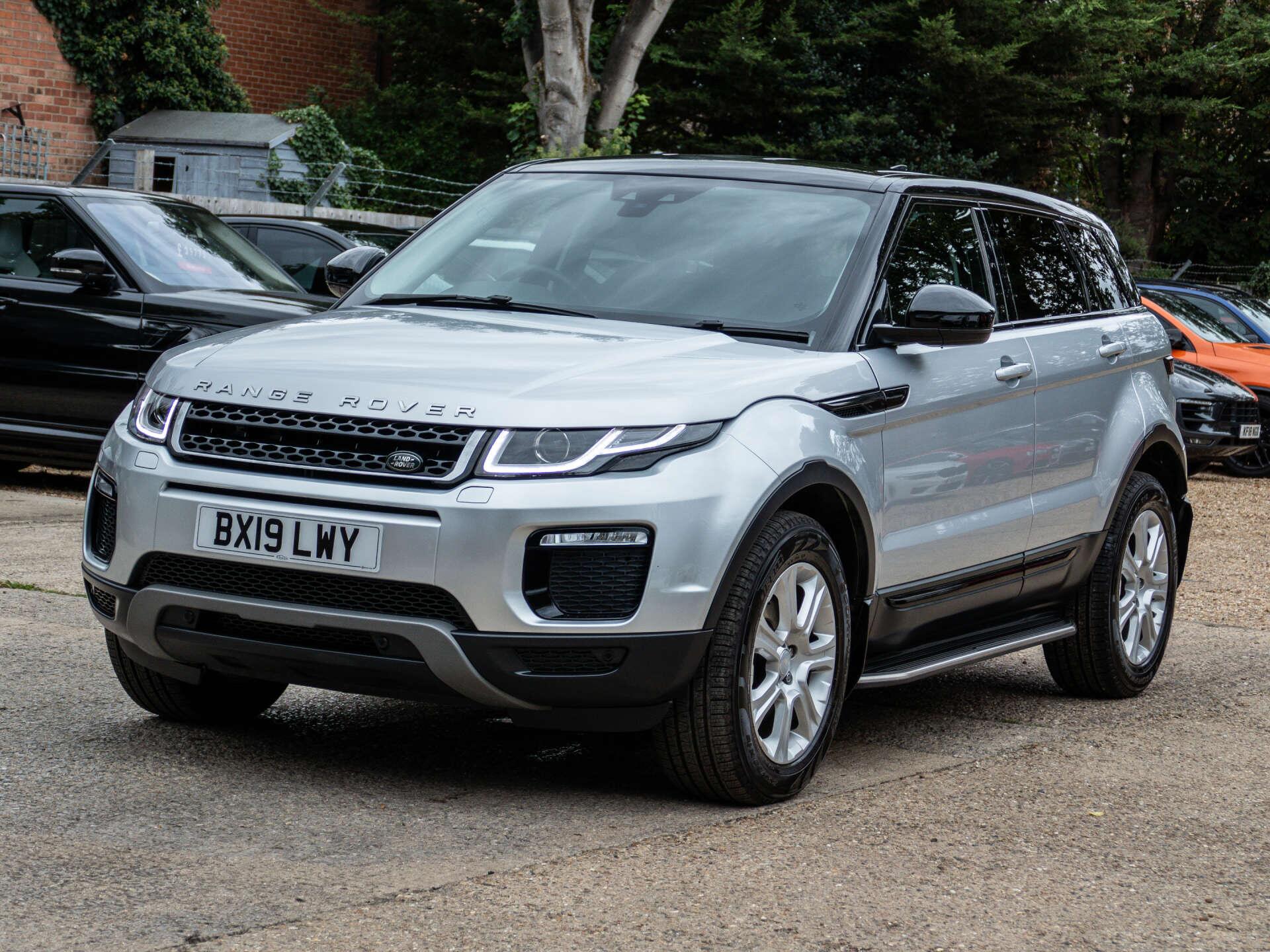 Land Rover Range Rover Evoque view 11