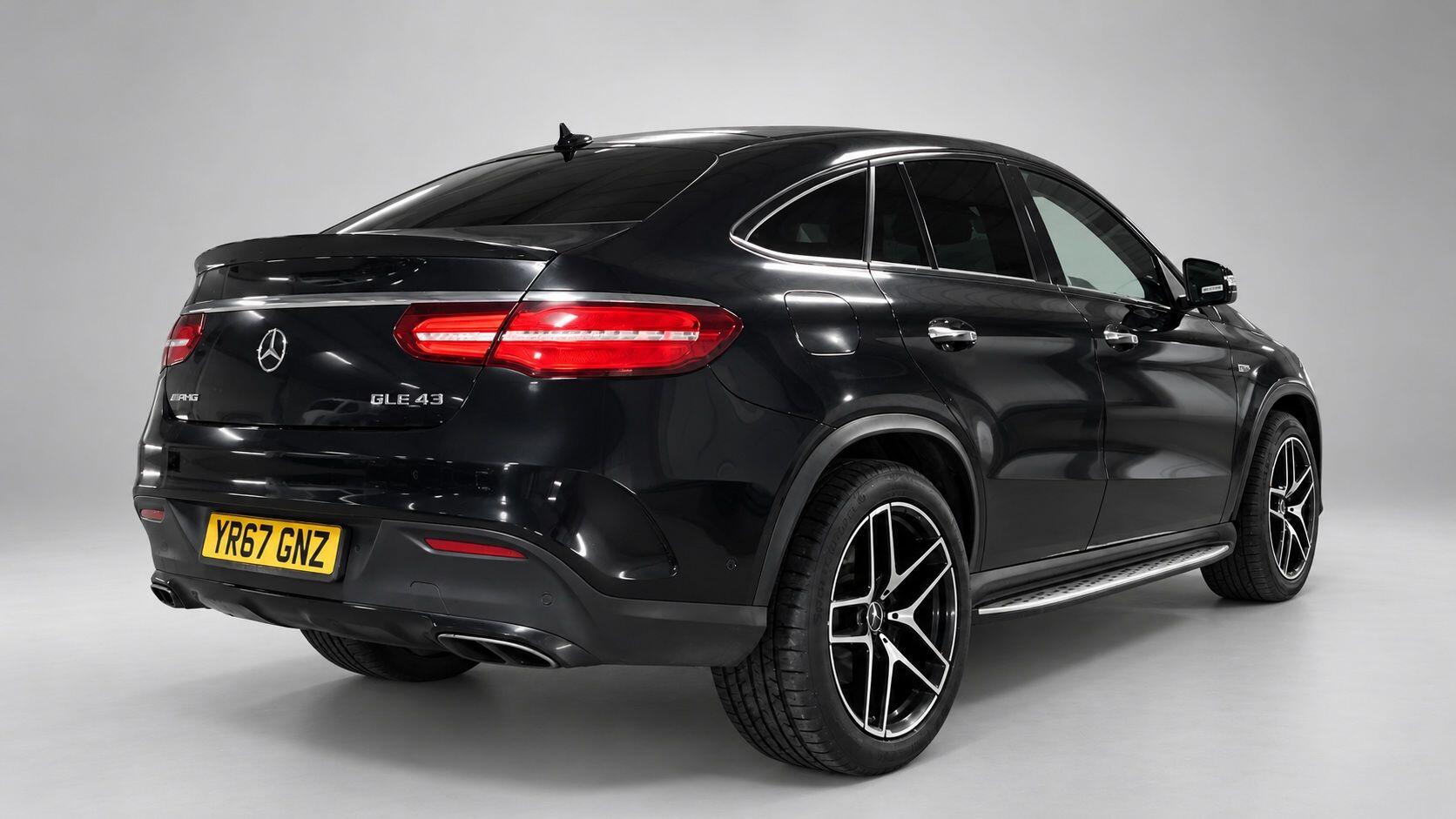Mercedes-Benz Gle view 4