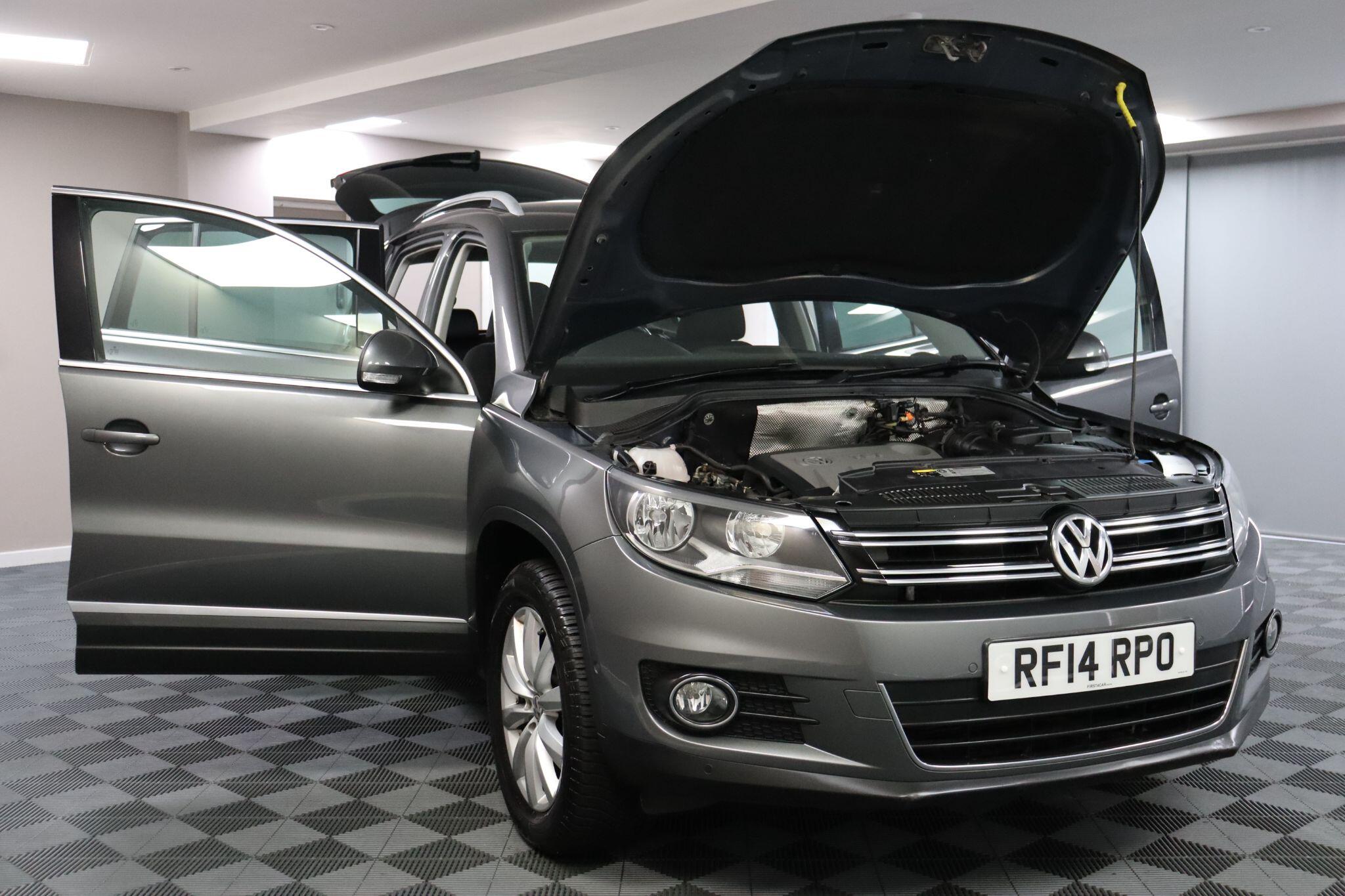 Volkswagen Tiguan view 15