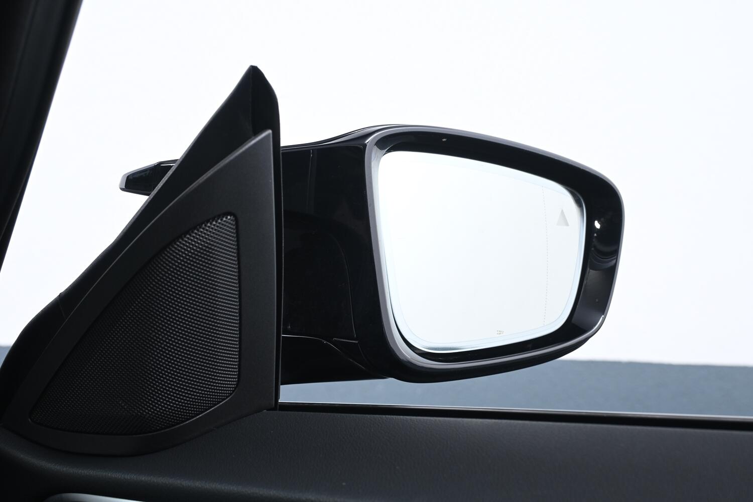 BMW I4 view 20