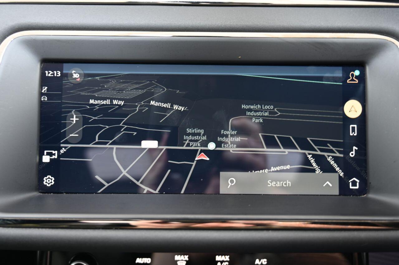 Land Rover Range Rover Evoque view 24