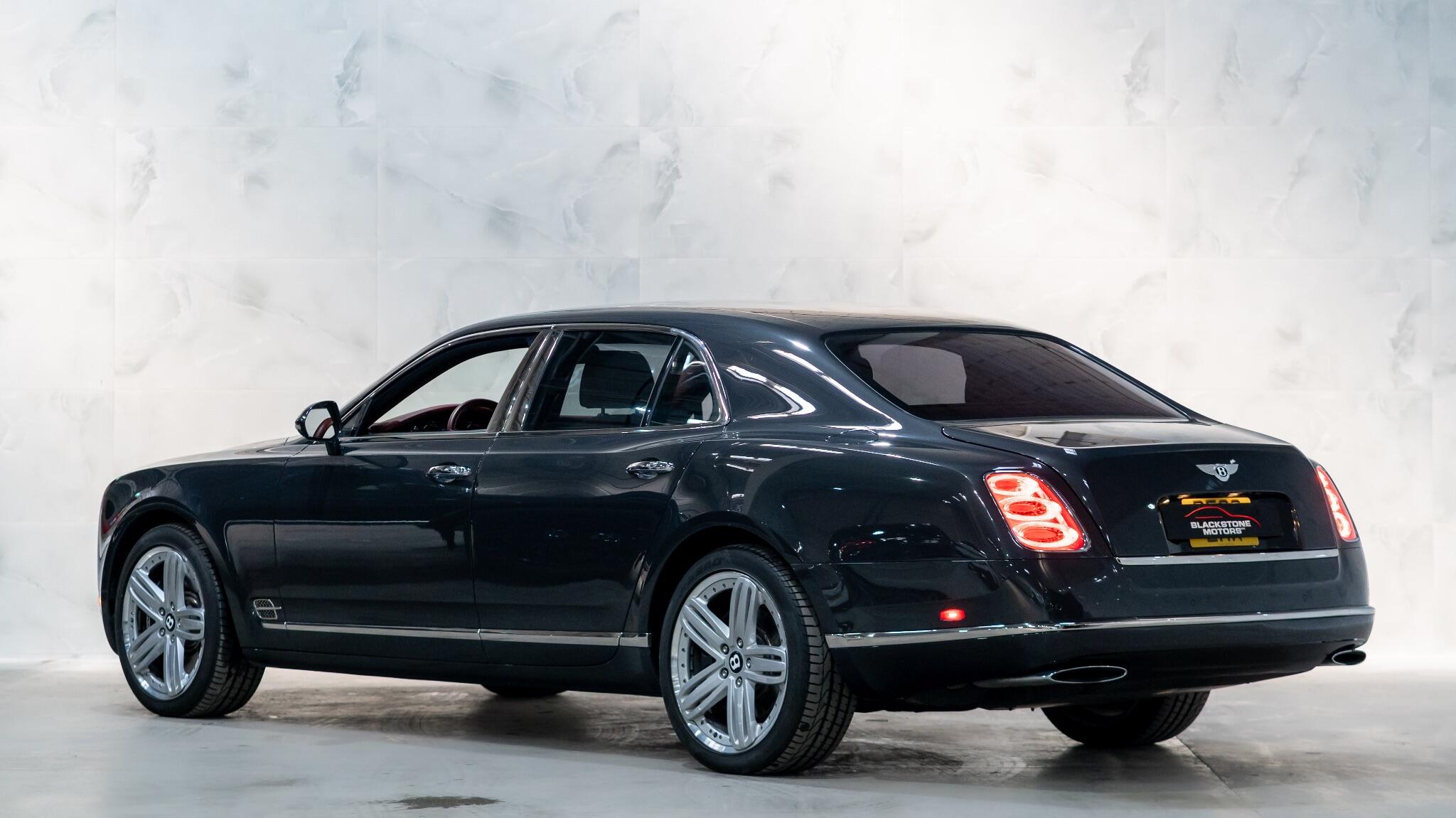 Bentley Mulsanne view 4