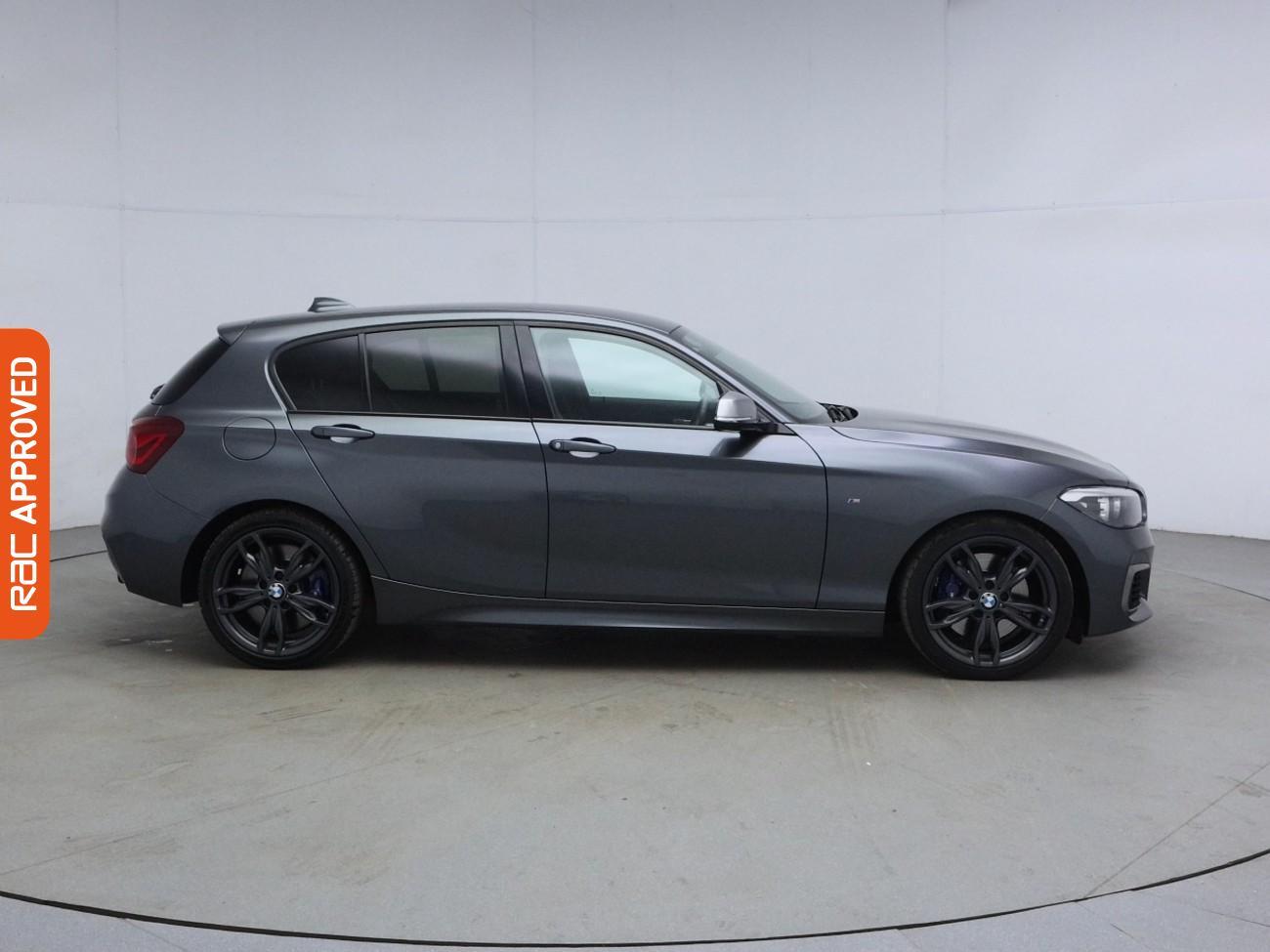 BMW 1 Series view 6