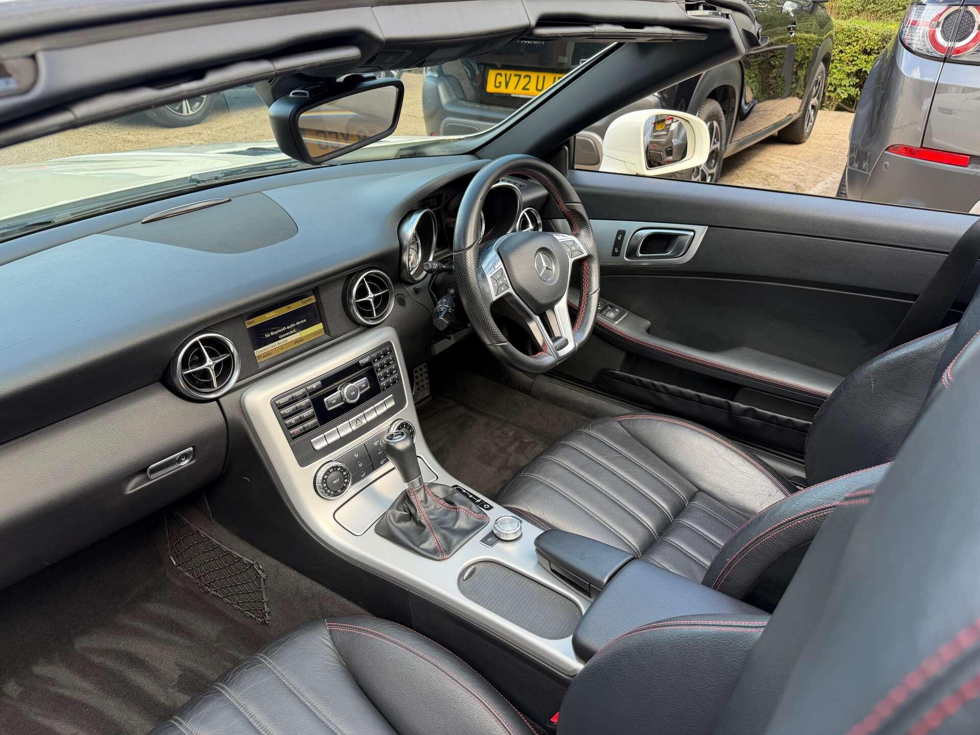Mercedes-Benz SLK view 25