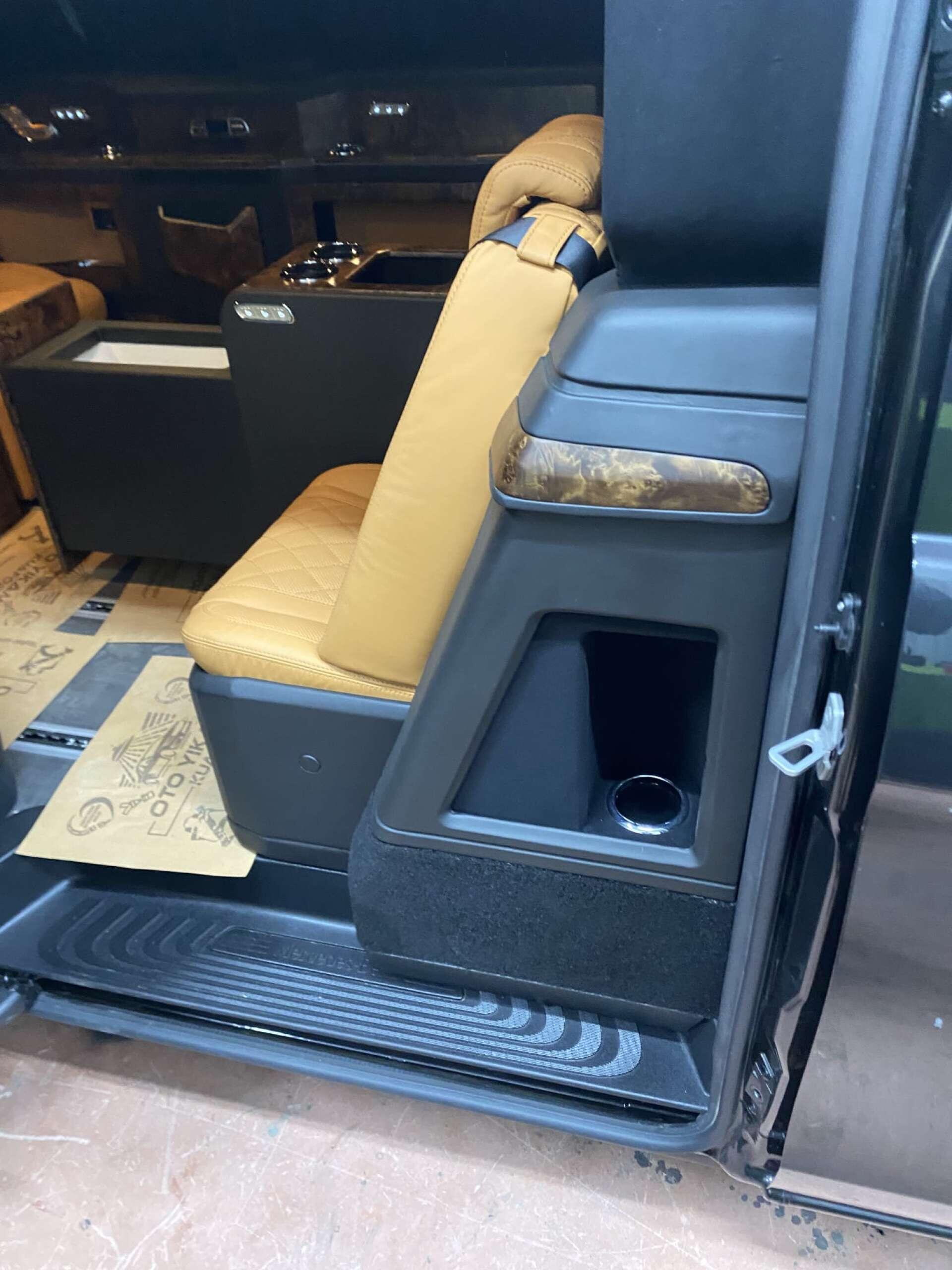 Mercedes-Benz Vito view 31