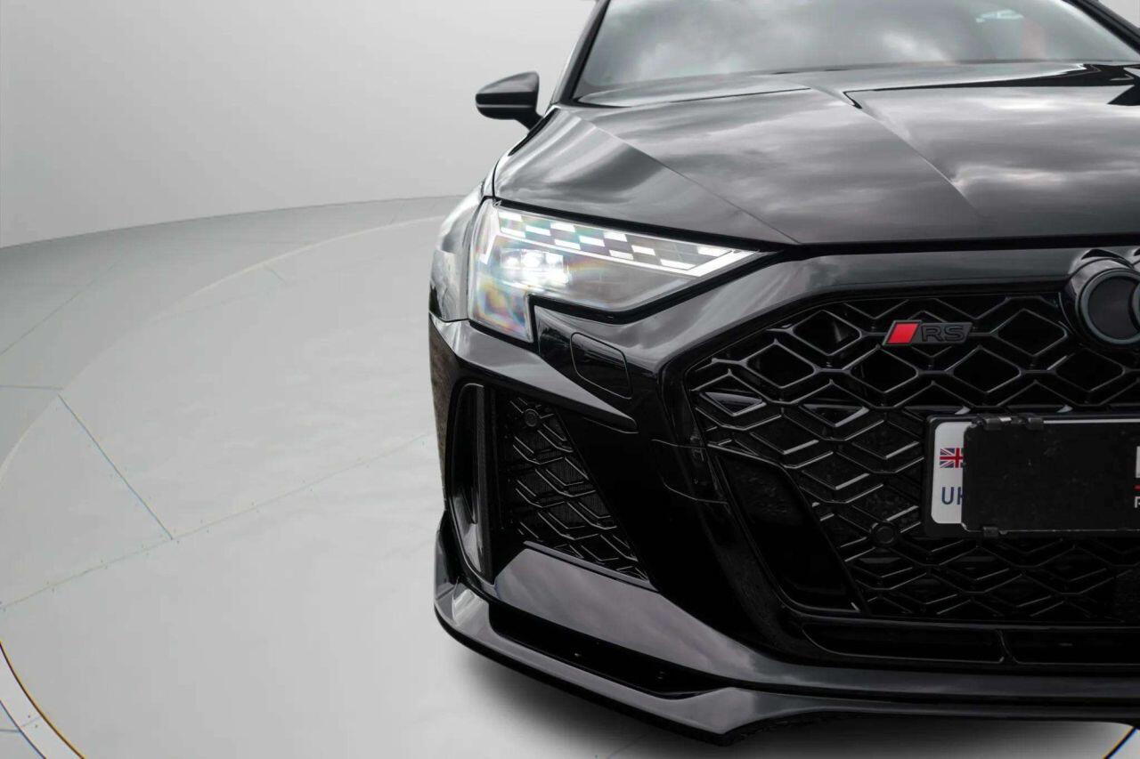 Audi RS3 view 11