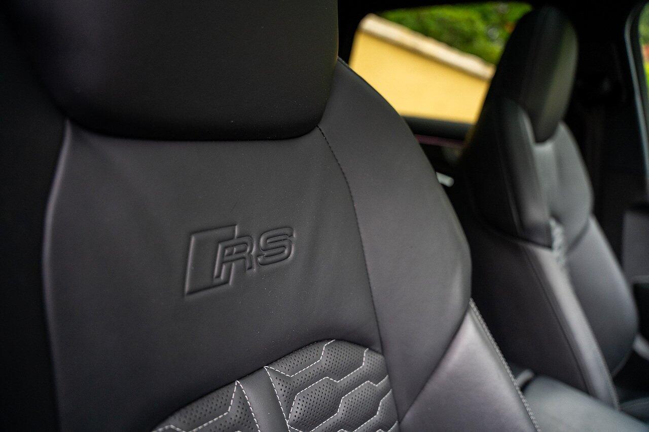 Audi RS6 view 49