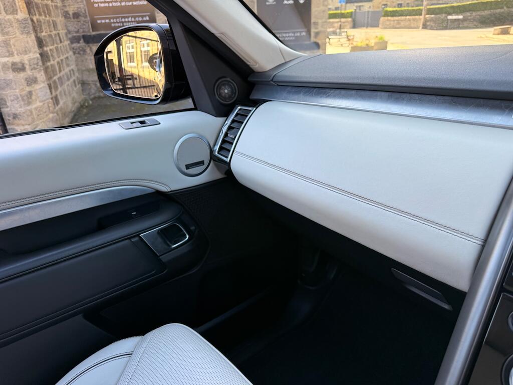 Land Rover Discovery view 54