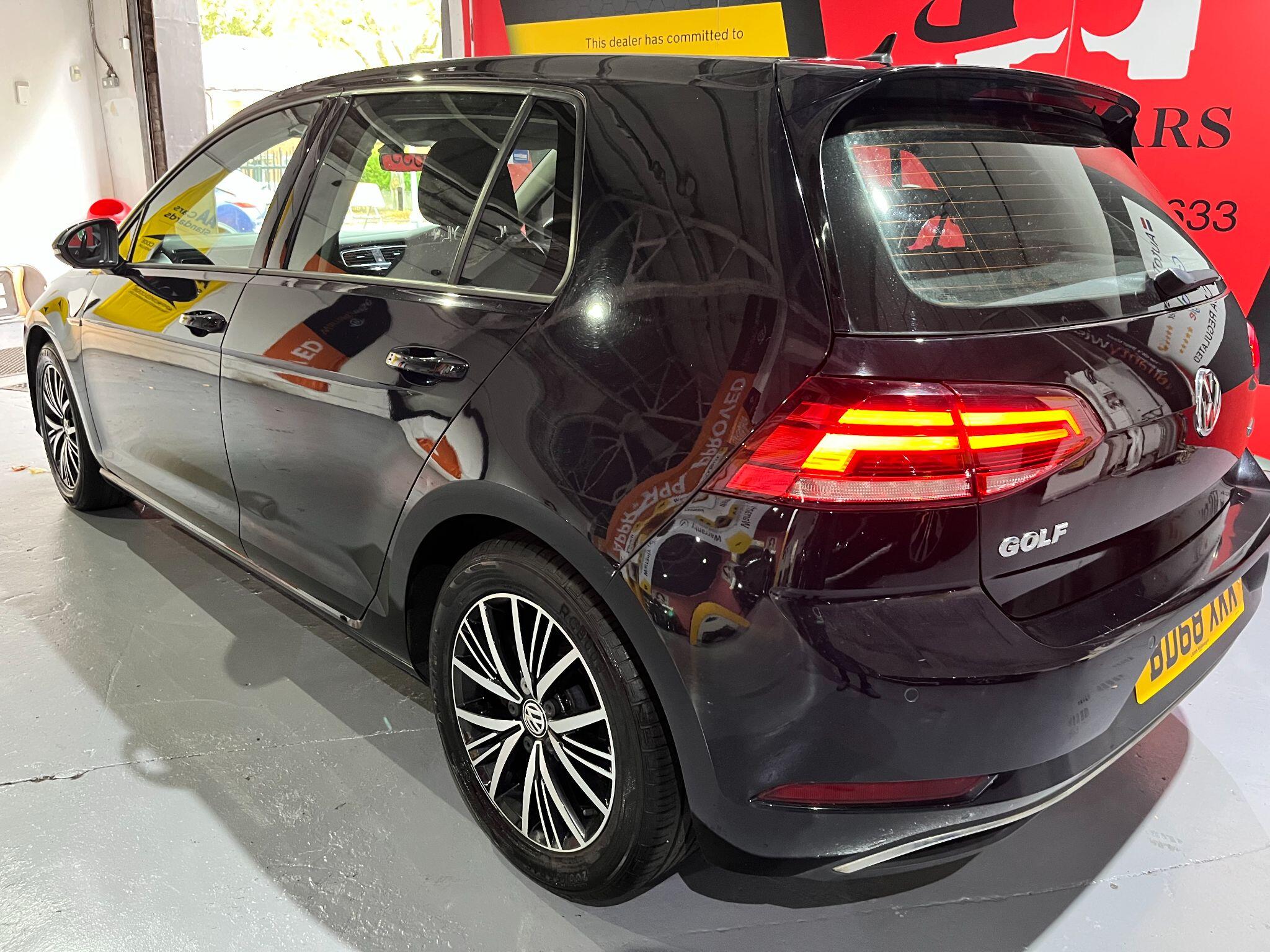 Volkswagen Golf view 53